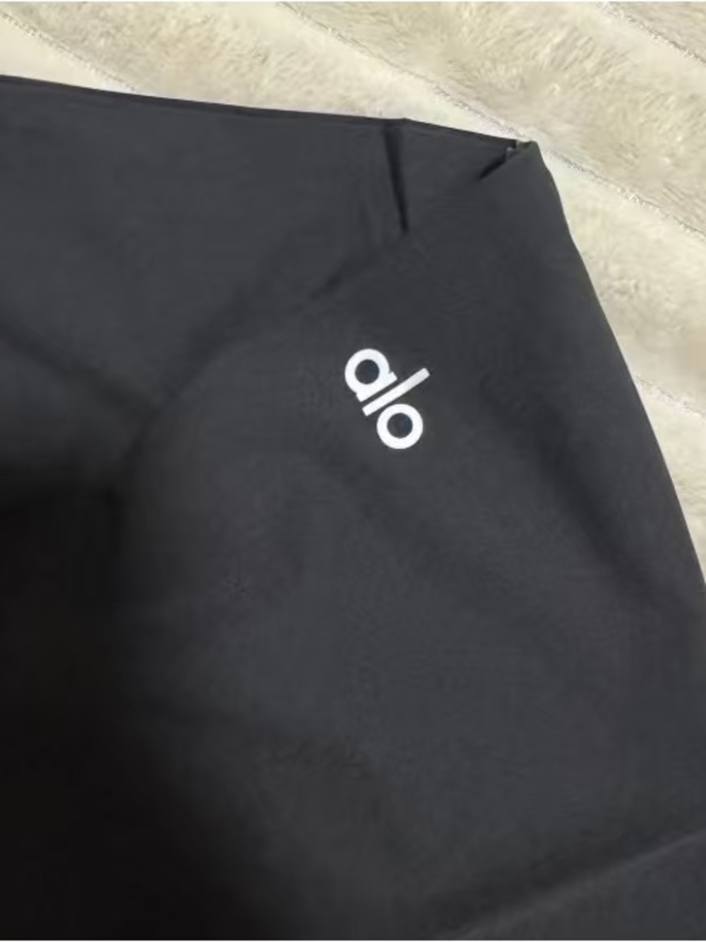 ALO Yoga Black Wide-Leg Lounge Pants - Picture 4 of 4